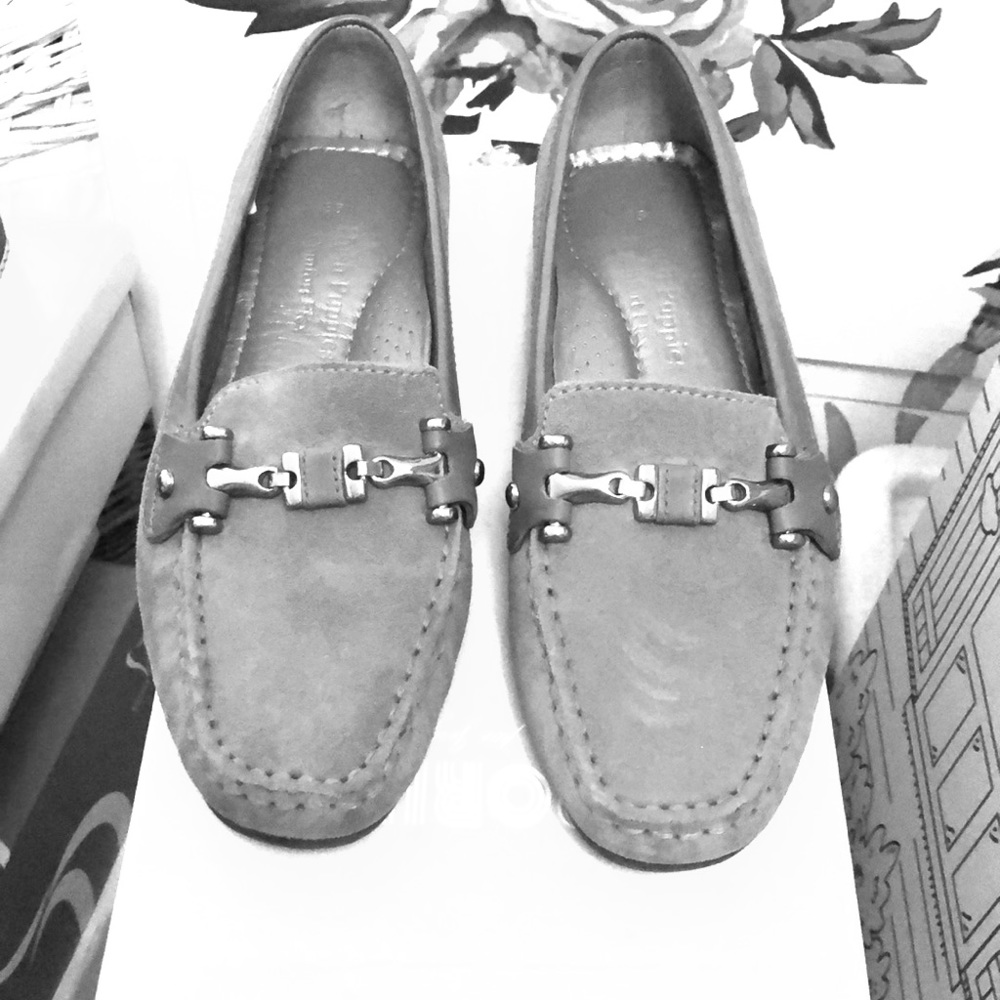 Hush puppies classic loafer